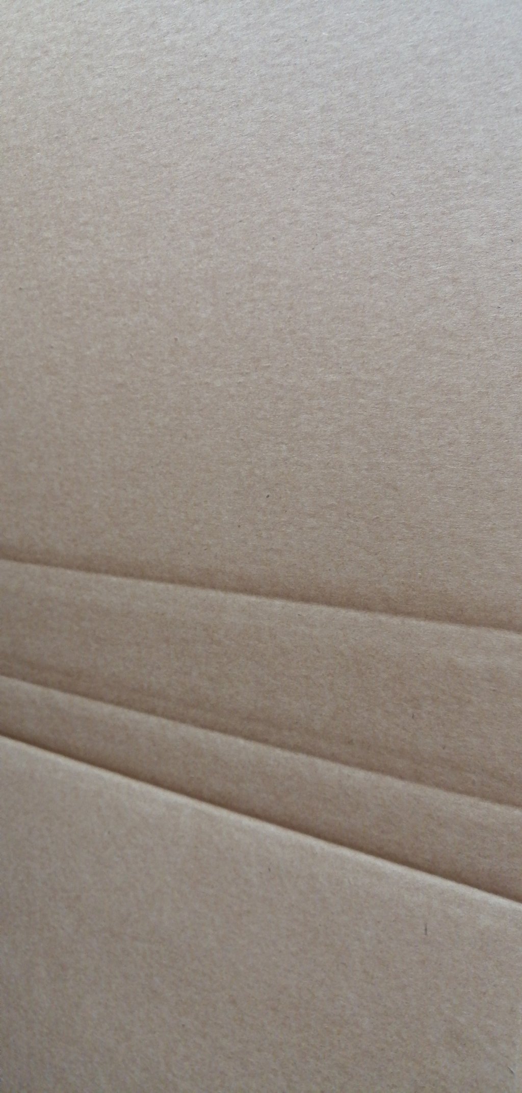 Baule-vestito-per-trasloco